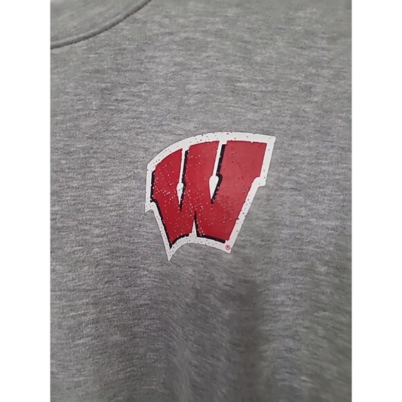 University of Wisconsin Badgers Fanatics Sweatshirt Cropped Womens Size Medium - Picture 3 of 9